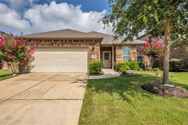 Property Slideshow image 3 of 36 | 422 duskywing way, Richmond, TX, 77469