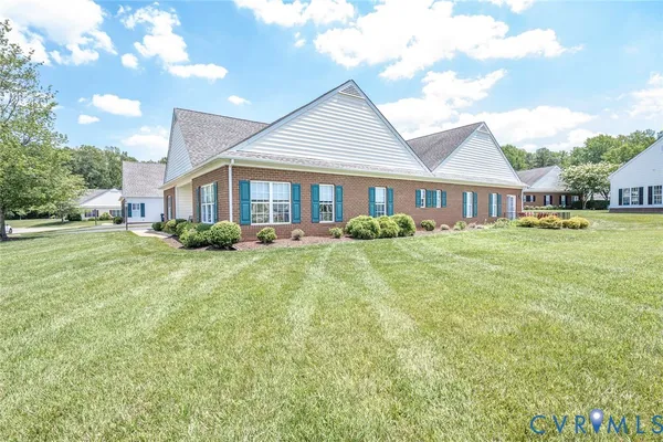 Property Slideshow image 3 of 26 | 7402 dress blue cir, Mechanicsville, VA, 23116