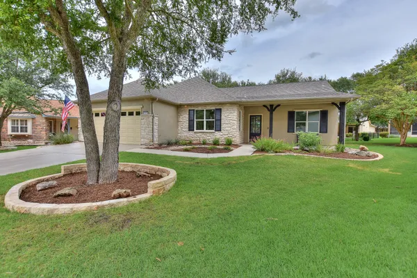 Property Slideshow image 2 of 40 | 107 lynn cv, Georgetown, TX, 78633