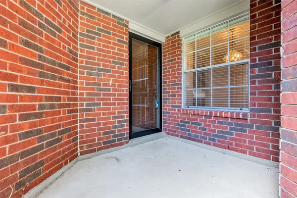 Property Slideshow image 3 of 26 | 3310 country meadows ct, Pearland, TX, 77584