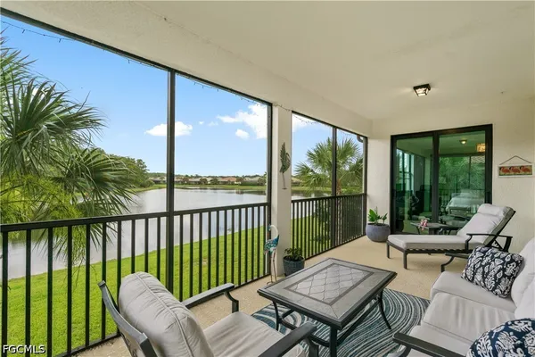 Property Slideshow image 2 of 50 | 11884 arboretum run dr 201, Fort Myers, FL, 33913
