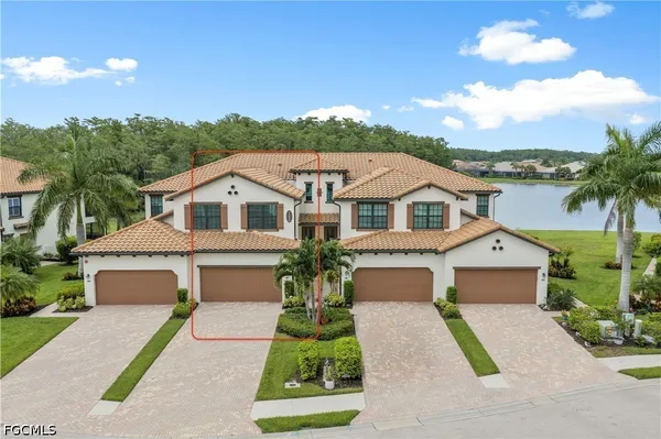 Property Slideshow image 3 of 50 | 11884 arboretum run dr 201, Fort Myers, FL, 33913