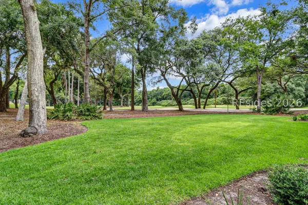 Property Slideshow image 3 of 66 | 60 wedgefield dr, Hilton Head Island, SC, 29926