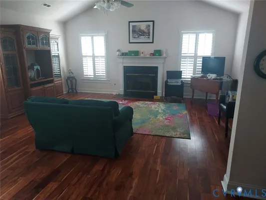 Property Slideshow image 2 of 9 | 411 stone hearth ct, Hopewell, VA, 23860