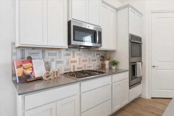 Property Slideshow image 3 of 40 | 4619 magnolia park dr, Arlington, TX, 76005