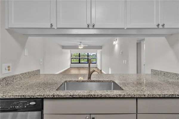 Property Slideshow image 3 of 36 | 22 plantation dr 106, Vero Beach, FL, 32966