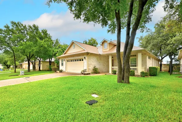 Property Slideshow image 2 of 27 | 814 boquilla trl, Georgetown, TX, 78633