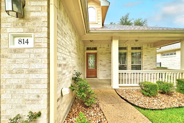 Property Slideshow image 3 of 27 | 814 boquilla trl, Georgetown, TX, 78633