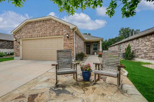 Property Slideshow image 2 of 29 | 231 hobby st, Georgetown, TX, 78633