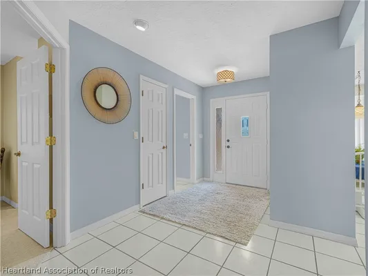 Property Slideshow image 3 of 34 | 2909 sugar pine cir, Sebring, FL, 33872