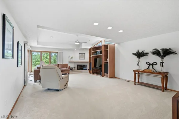 Property Slideshow image 3 of 22 | 32672 heron cir, North Ridgeville, OH, 44039