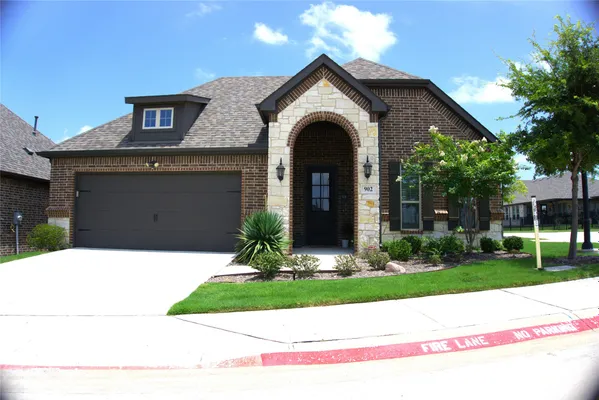 Property Slideshow image 2 of 24 | 902 sendera ln, Rockwall, TX, 75087