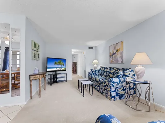 Property Slideshow image 2 of 14 | 45 vista gardens trl 103, Vero Beach, FL, 32962