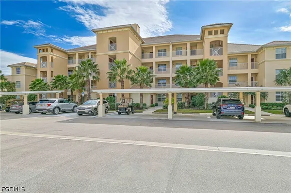 Property Slideshow image 2 of 24 | 10711 palazzo way 104, Fort Myers, FL, 33913