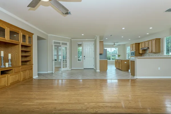 Property Slideshow image 3 of 37 | 107 liatris ln, Georgetown, TX, 78633