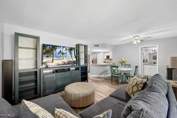 Property Slideshow image 3 of 43 | 13240 white marsh ln 10, Fort Myers, FL, 33912