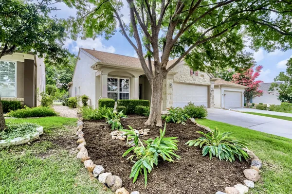 Property Slideshow image 2 of 23 | 310 crockett loop, Georgetown, TX, 78633