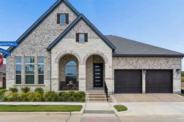 Property Slideshow image 2 of 39 | 2073 spotted fawn dr, Arlington, TX, 76005