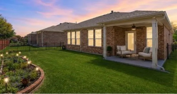 Property Slideshow image 2 of 21 | 2948 oyster bay dr, Frisco, TX, 75036