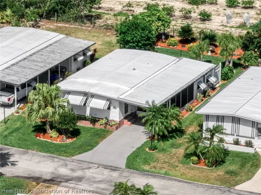 Property Slideshow image 3 of 49 | 35 pinecrest st, Lake Placid, FL, 33852