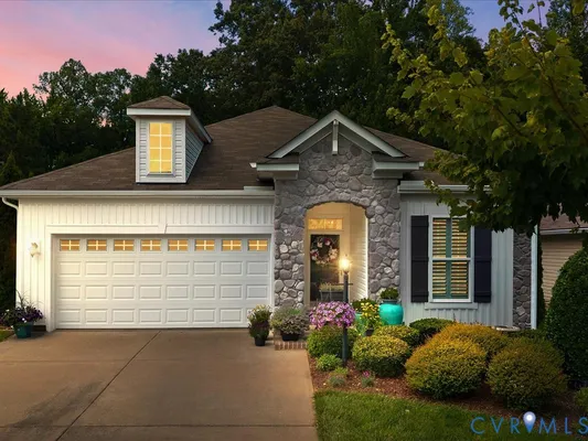 Property Slideshow image 2 of 38 | 8088 saddle crest dr, Mechanicsville, VA, 23111