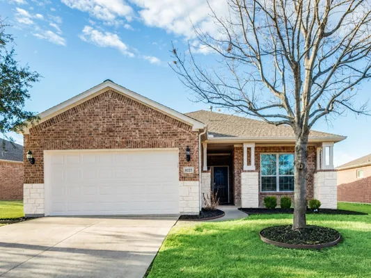 Property Slideshow image 3 of 33 | 6227 eagle point ln, Frisco, TX, 75036