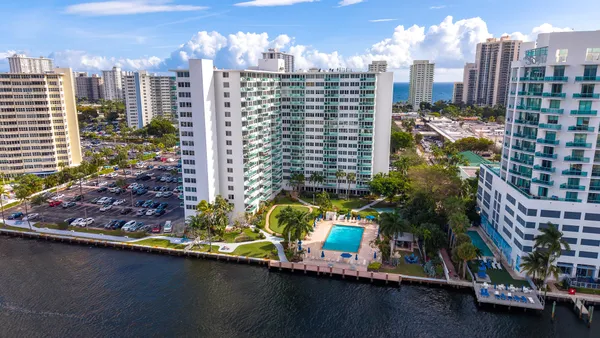 Property Slideshow image 3 of 35 | 3233 ne 34th st 718, Fort Lauderdale, FL, 33308