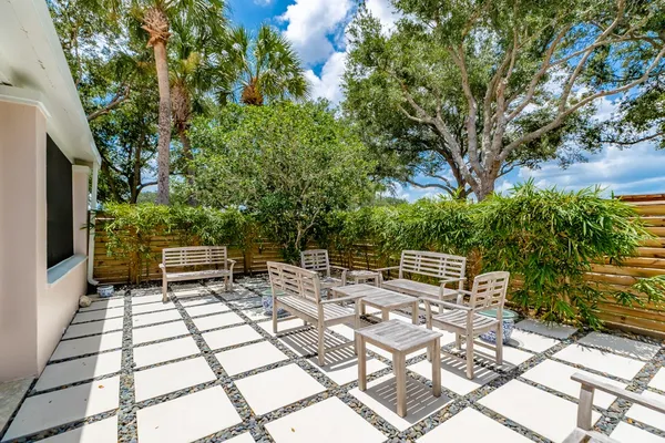Property Slideshow image 3 of 36 | 4811 wood duck cir, Vero Beach, FL, 32967