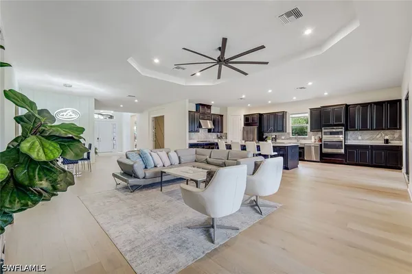 Property Slideshow image 3 of 35 | 11110 canal grande dr, Fort Myers, FL, 33913