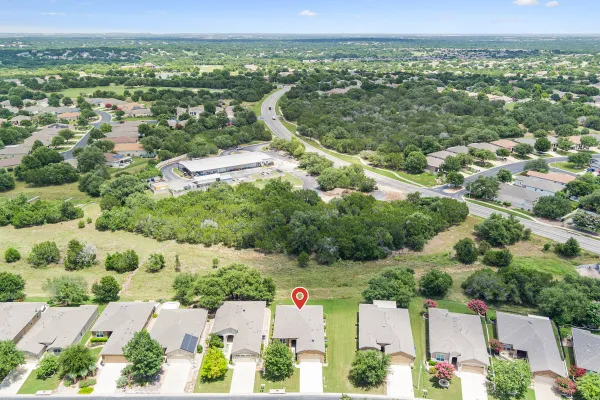 Property Slideshow image 2 of 36 | 220 coffee mill creek rd, Georgetown, TX, 78633