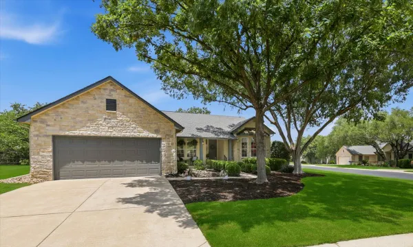 Property Slideshow image 3 of 40 | 105 mountain laurel way, Georgetown, TX, 78633