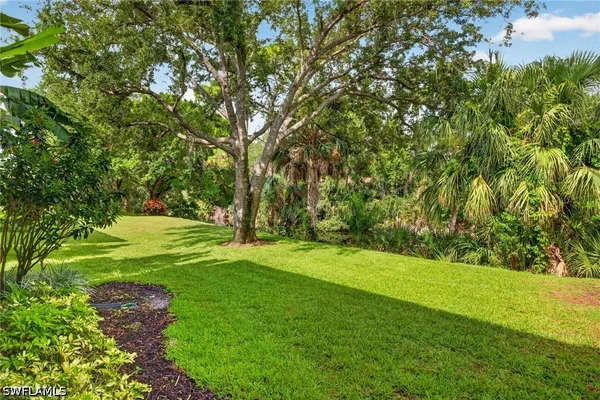 Property Slideshow image 2 of 20 | 25050 ballycastle ct 101, Bonita Springs, FL, 34134