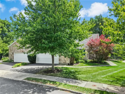 Property Slideshow image 3 of 34 | 1871 caryn, Lower Saucon Twp, PA, 18055