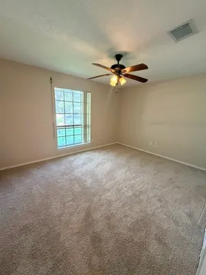 Property Slideshow image 3 of 13 | 3307 s peach hollow cir, Pearland, TX, 77584