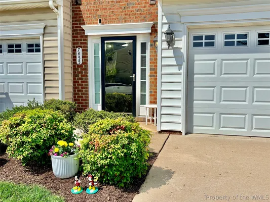 Property Slideshow image 3 of 6 | 7455 washington arch dr, Mechanicsville, VA, 23111