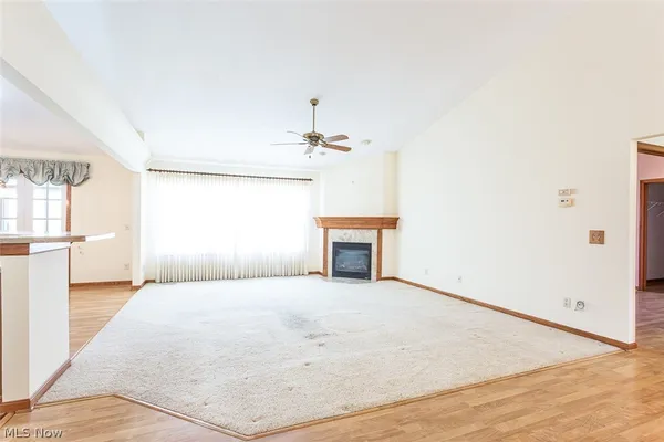 Property Slideshow image 3 of 48 | 457 harvest ln, Seven Hills, OH, 44131