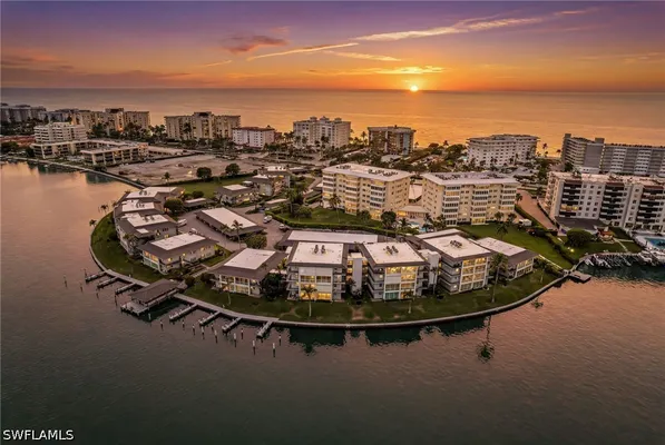 Property Slideshow image 3 of 48 | 3400 gulf shore blvd l8, Naples, FL, 34103