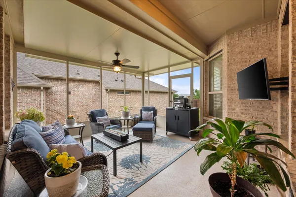 Property Slideshow image 3 of 27 | 919 capella ln, Mansfield, TX, 76063
