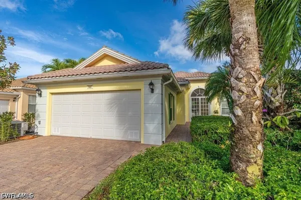 Property Slideshow image 2 of 27 | 7687 hernando ct, Naples, FL, 34114