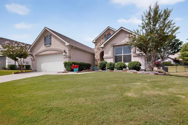 Property Slideshow image 3 of 39 | 9705 teakwood ave, Denton, TX, 76207
