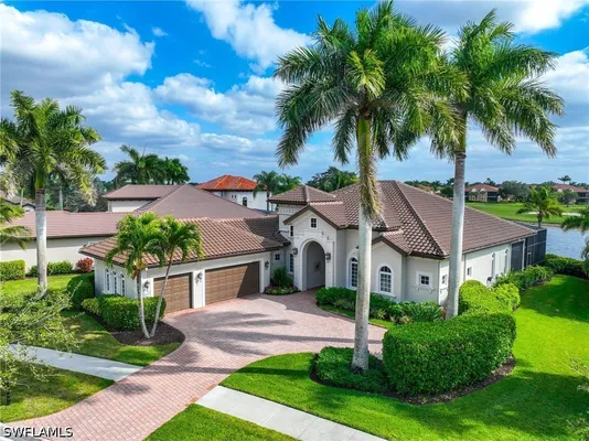 Property Slideshow image 3 of 50 | 8950 shenendoah cir, Naples, FL, 34113