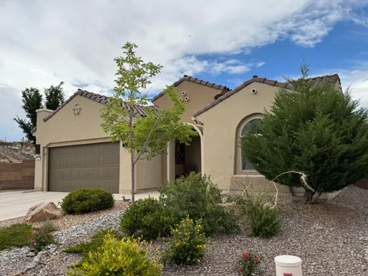 Property Slideshow image 3 of 24 | 2332 chuckwalla spring trl, Albuquerque, NM, 87120