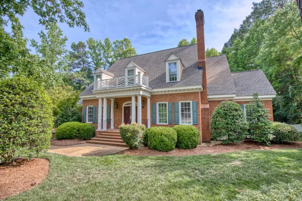 Property Slideshow image 2 of 49 | 102 rosemount, Williamsburg, VA, 23188