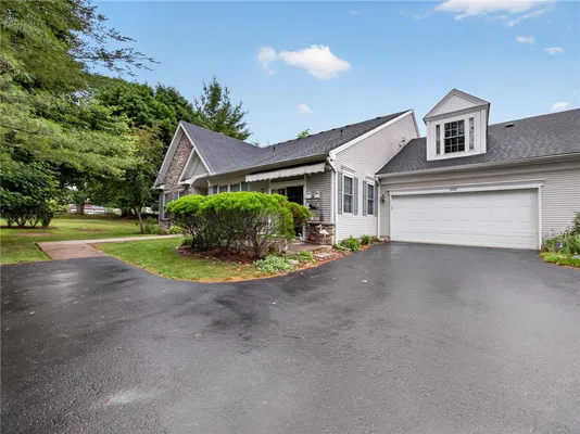 Property Slideshow image 2 of 34 | 1820 felicity ln, Lower Saucon Twp, PA, 18055
