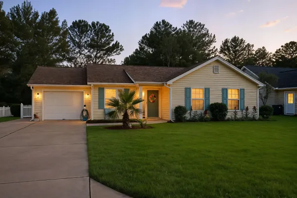 Property Slideshow image 2 of 39 | 923 don donald ct, Myrtle Beach, SC, 29588