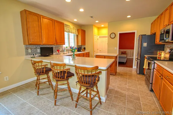 Property Slideshow image 2 of 28 | 4772 winterberry ct, Williamsburg, VA, 23188