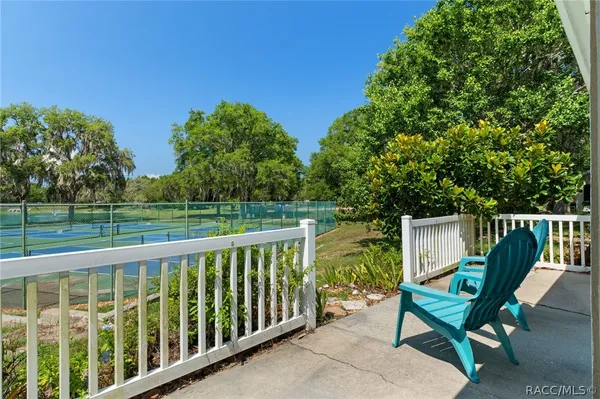 Property Slideshow image 3 of 49 | 1615 n foxboro loop, Crystal River, FL, 34429