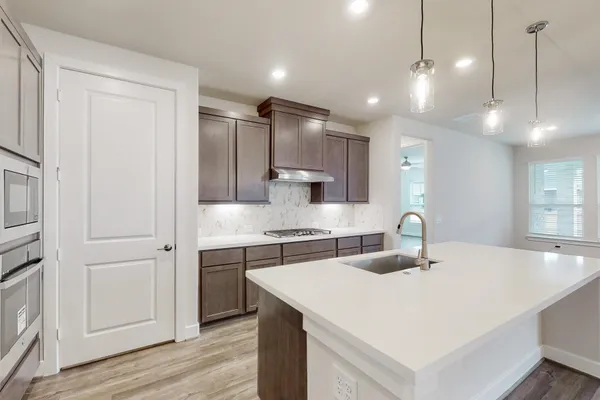 Property Slideshow image 2 of 13 | 317 royal lily trl, Montgomery, TX, 77316