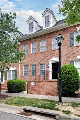 Property Slideshow image 2 of 34 | 4215 new town ave, Williamsburg, VA, 23188