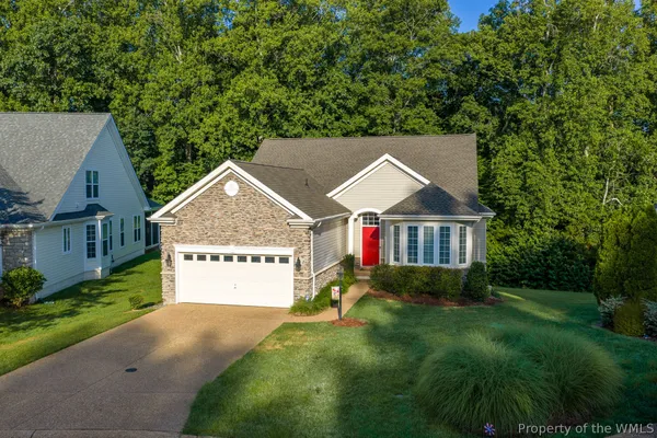 Property Slideshow image 2 of 49 | 6947 vernon hall, Williamsburg, VA, 23188